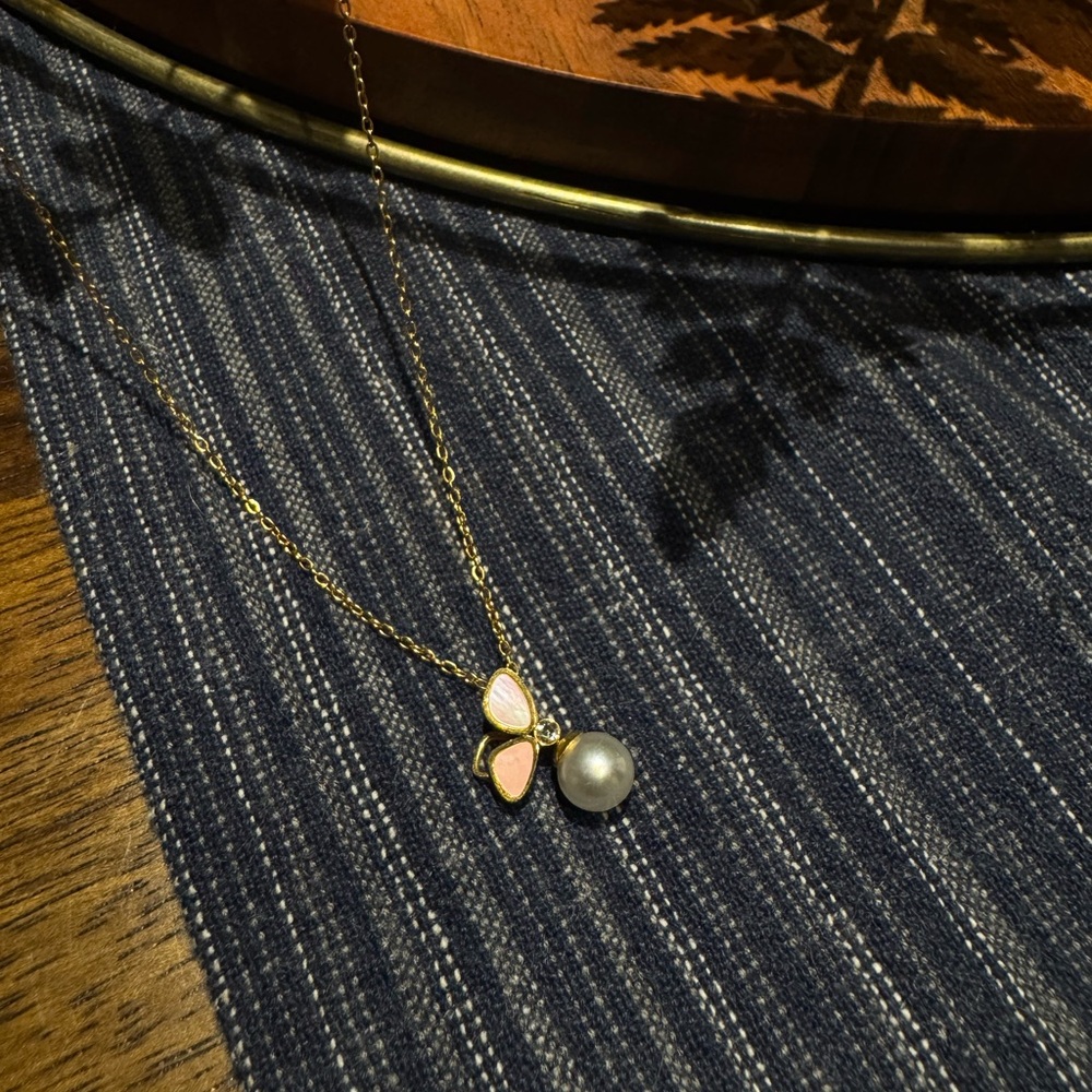 Elegant Gold and Pink Butterfly Pendant Necklace